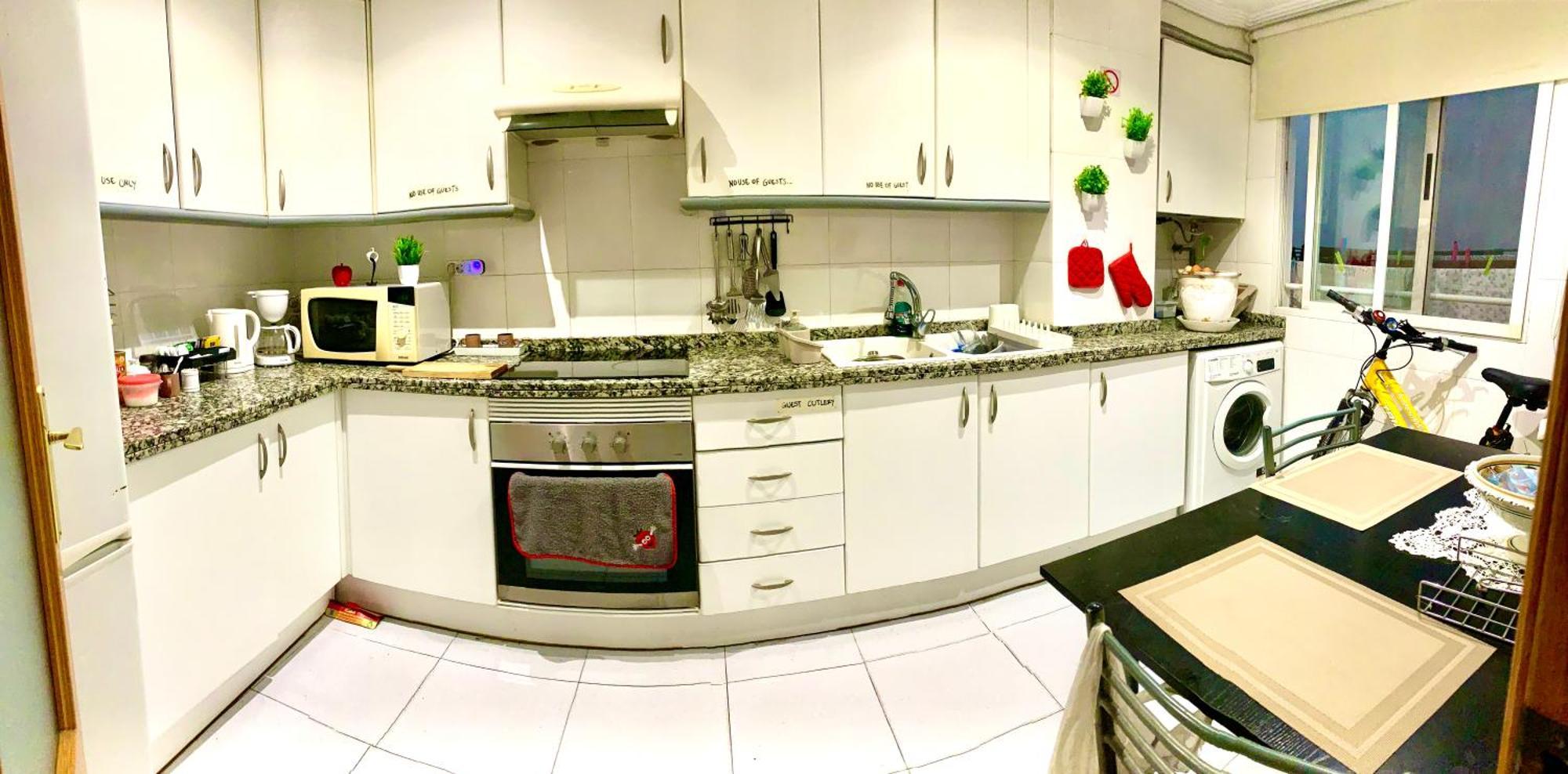 Apartamento Compartido Con Vista Al Puerto Valencia公寓 外观 照片